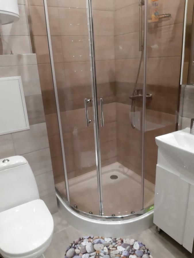 1 Stop From Railway Station Apartment Kiev Exterior foto