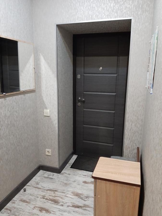 1 Stop From Railway Station Apartment Kiev Exterior foto
